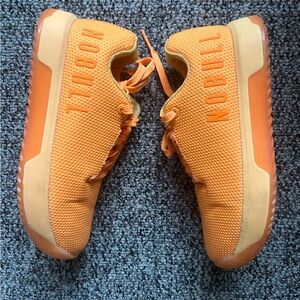 Nobull outwork training lifting shoes neon orange women’s size 6.5